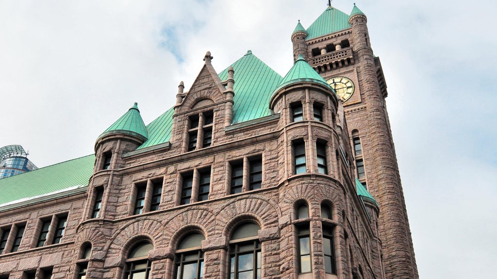 Minneapolis council votes 9-4 to eliminate safety office; Mayor Frey meeting with council members — Blaine Government news
