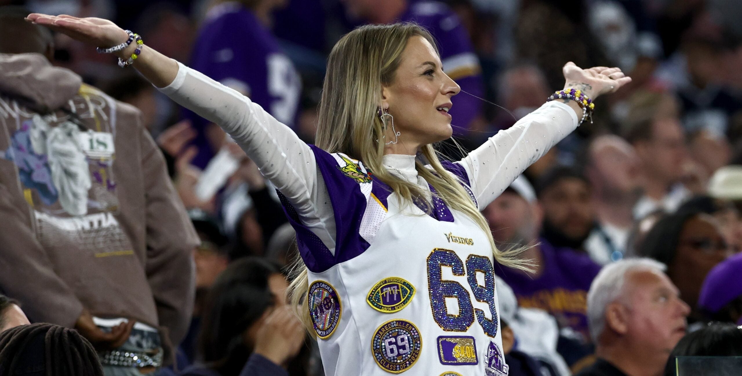 The Vikings’ Playoff Outlook | A 6-0 Football Team Look for Fireworks Instead of Fizzling — Blaine Schools news