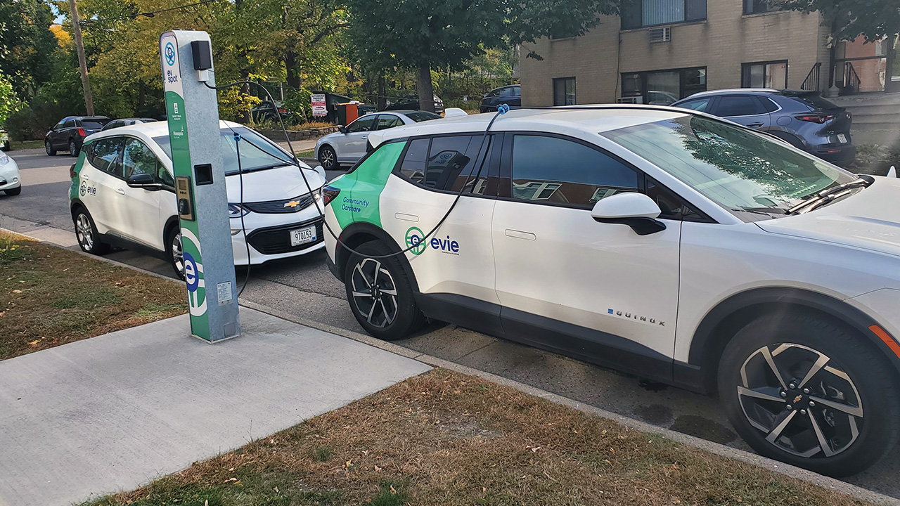 Evie carshare could continue as St. Paul offers $300K investment, seeks new vendor — Blaine Government news